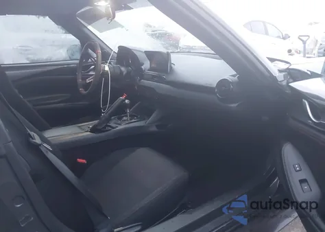 2016 Mazda Mx-5 Miata Club z USA, uszkodzony, nr VIN JM1NDAC76G0109890